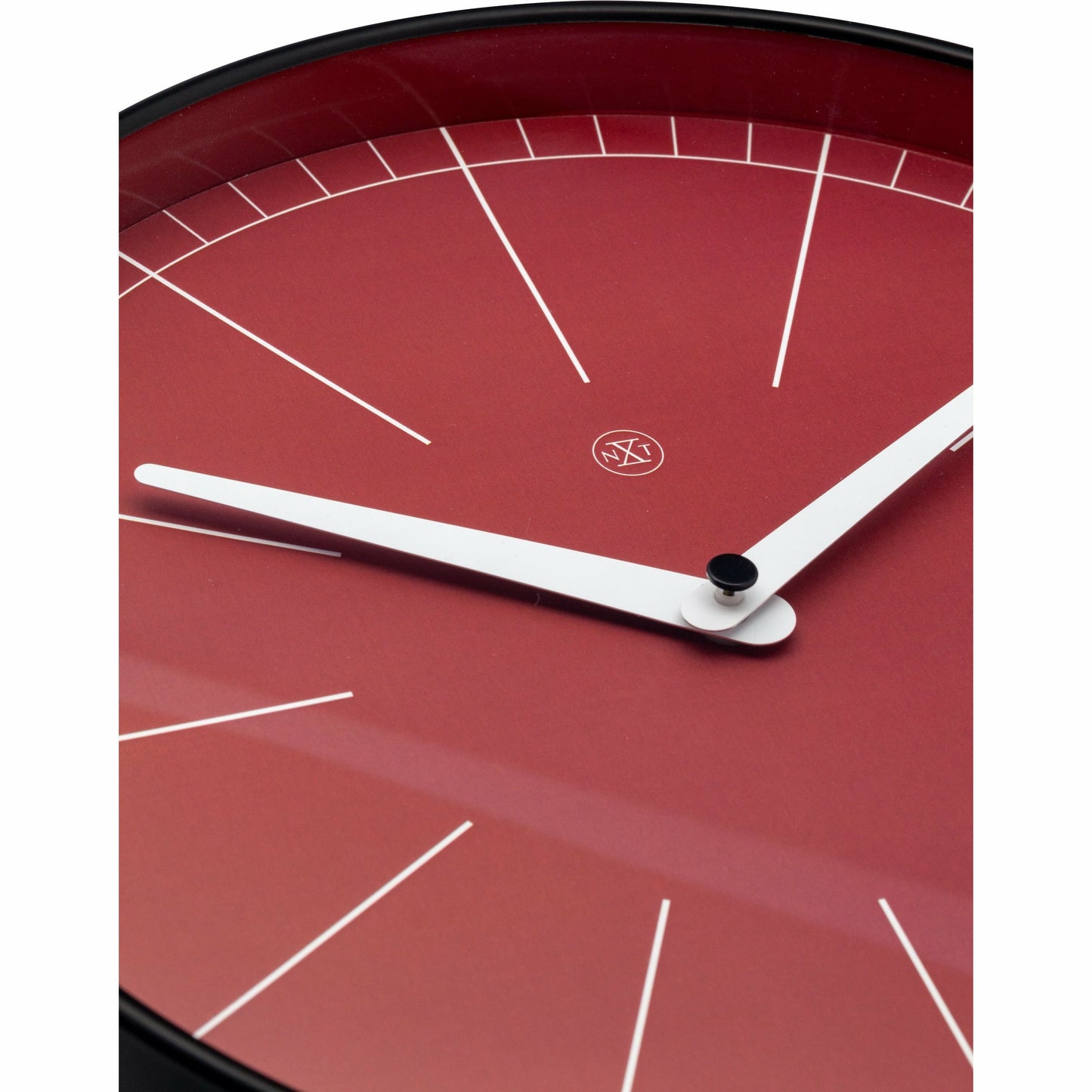 nXt - Wall clock - Ø 25 cm - Plastic - Red - 'Axel'