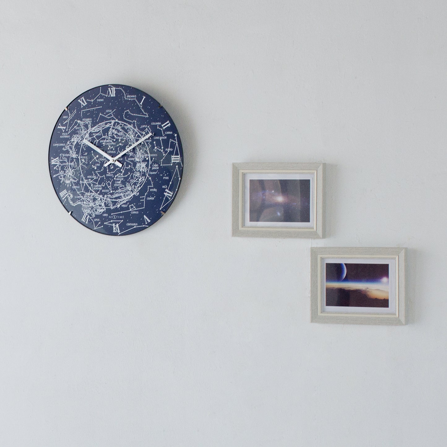 NeXtime - Wall clock – Ø 35 cm  - Dome Glass - Glow-in-the-dark- 'Milky Way dome'